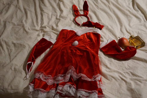 Jingle Bunny – Naughty with a Wink